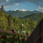 Panorama Tatr Widokowy Z Tarasem
